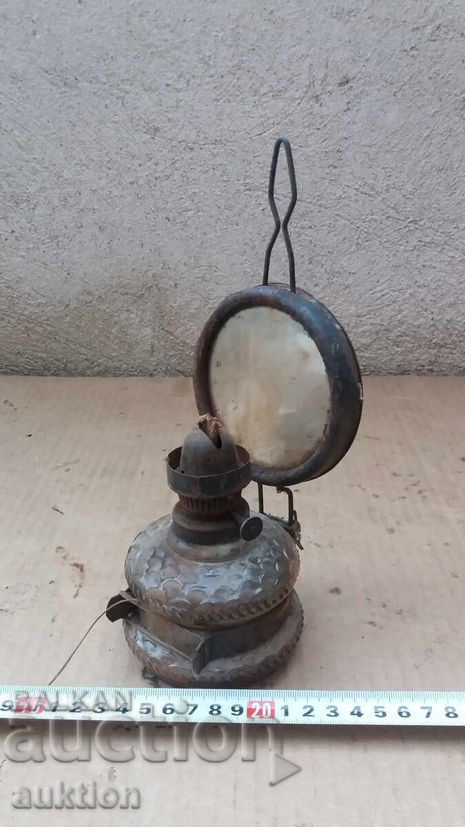 VECHE LAMPĂ CU GAZ DIN PERIOADA RENAȘTERII NAȚIONALE VECHE LAMPĂ CU GAZ DIN PERIOADA RENAȘTERII NAȚIONALE