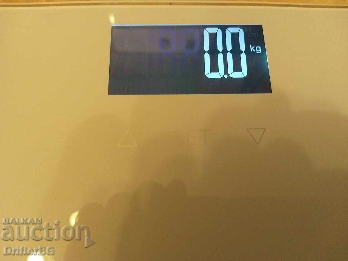 Scale with extra features, up to 180kg, Spain with price € 5.00 | 9.78 BGN