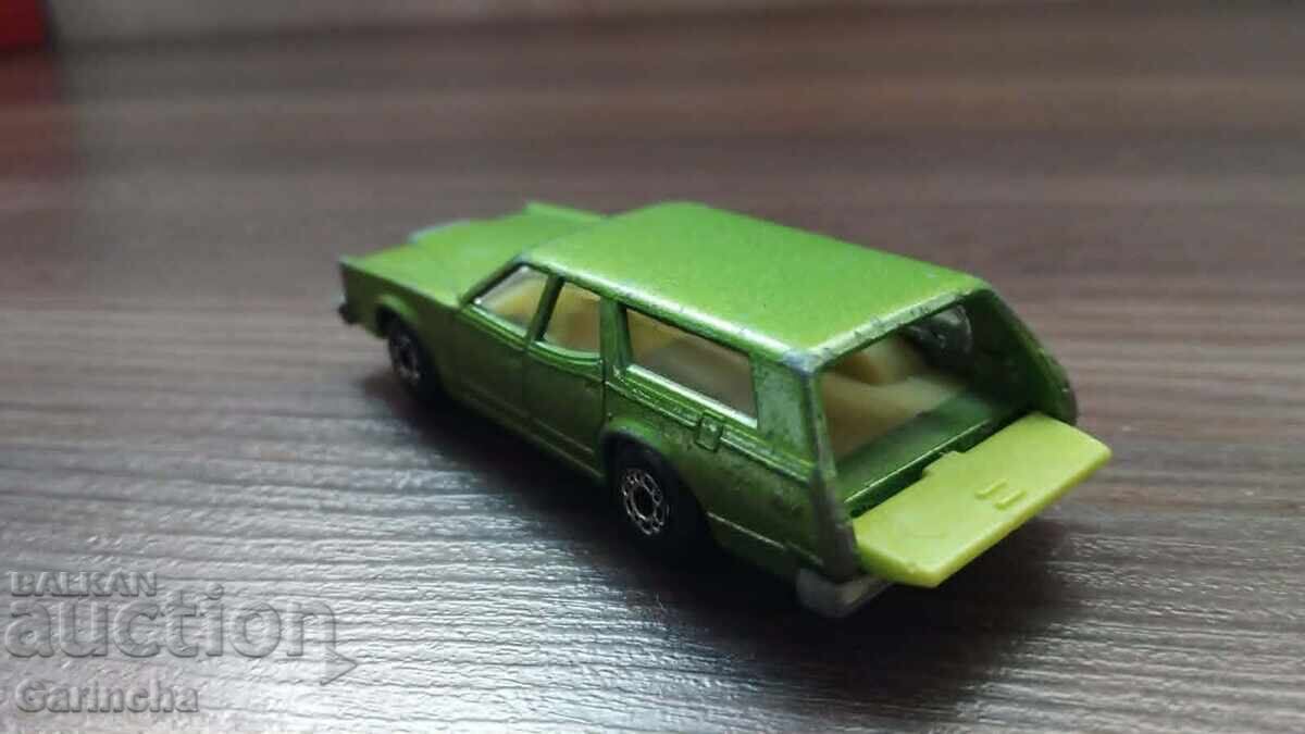 Delivery of Matchbox Bulgaria 1/64 Cougar Villager