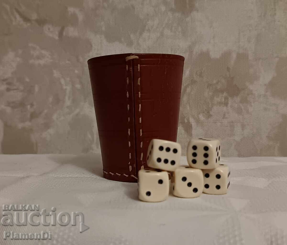 Barbute set with five dice