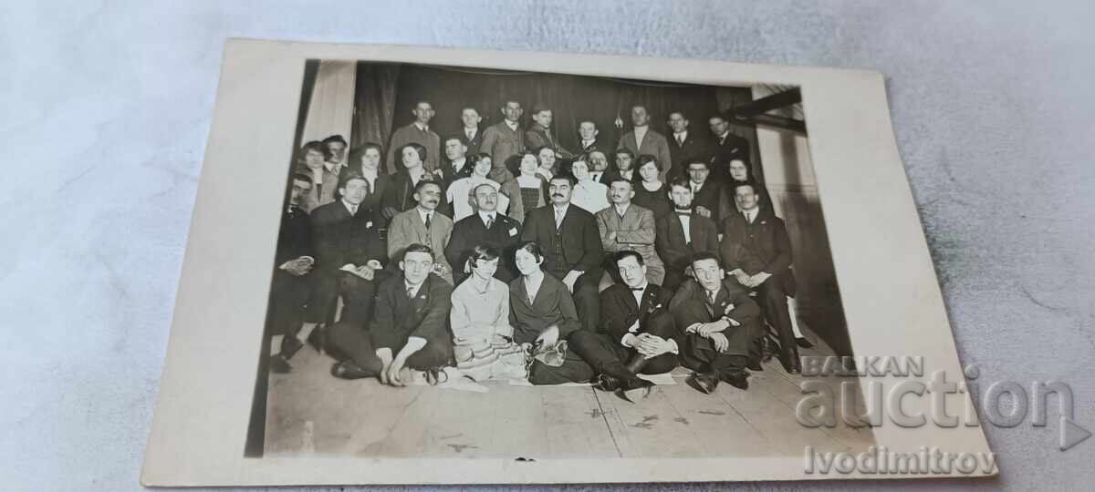 Fotografie Sofia Bărbați tineri și tinere 1927