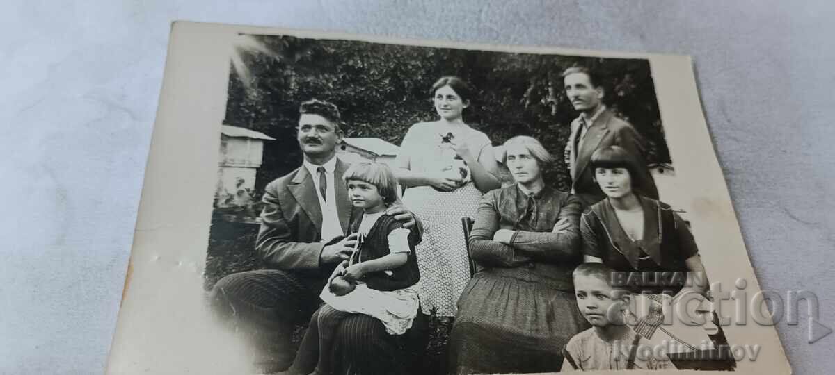 Fotografie Smolsko bărbați femei și copii 1930