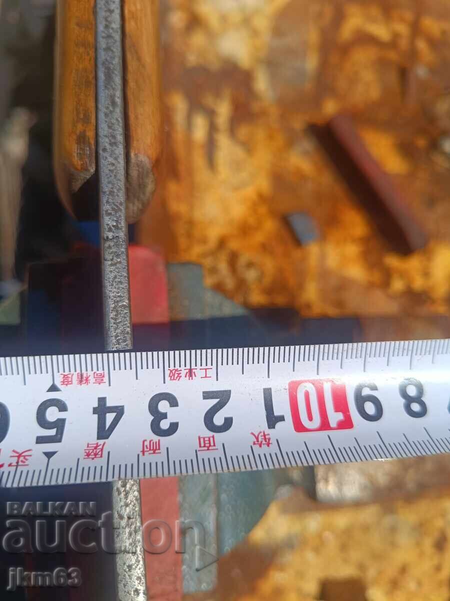 Livrarea Satâr uriaș cu marcaj
