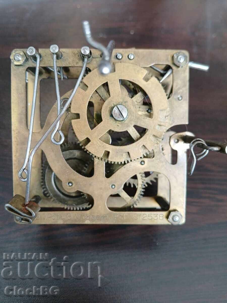 Vintage γερμανικός μηχανισμός ρολογιού