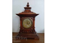 Antique Victorian Mantel Clock – ONLY 99€ ️