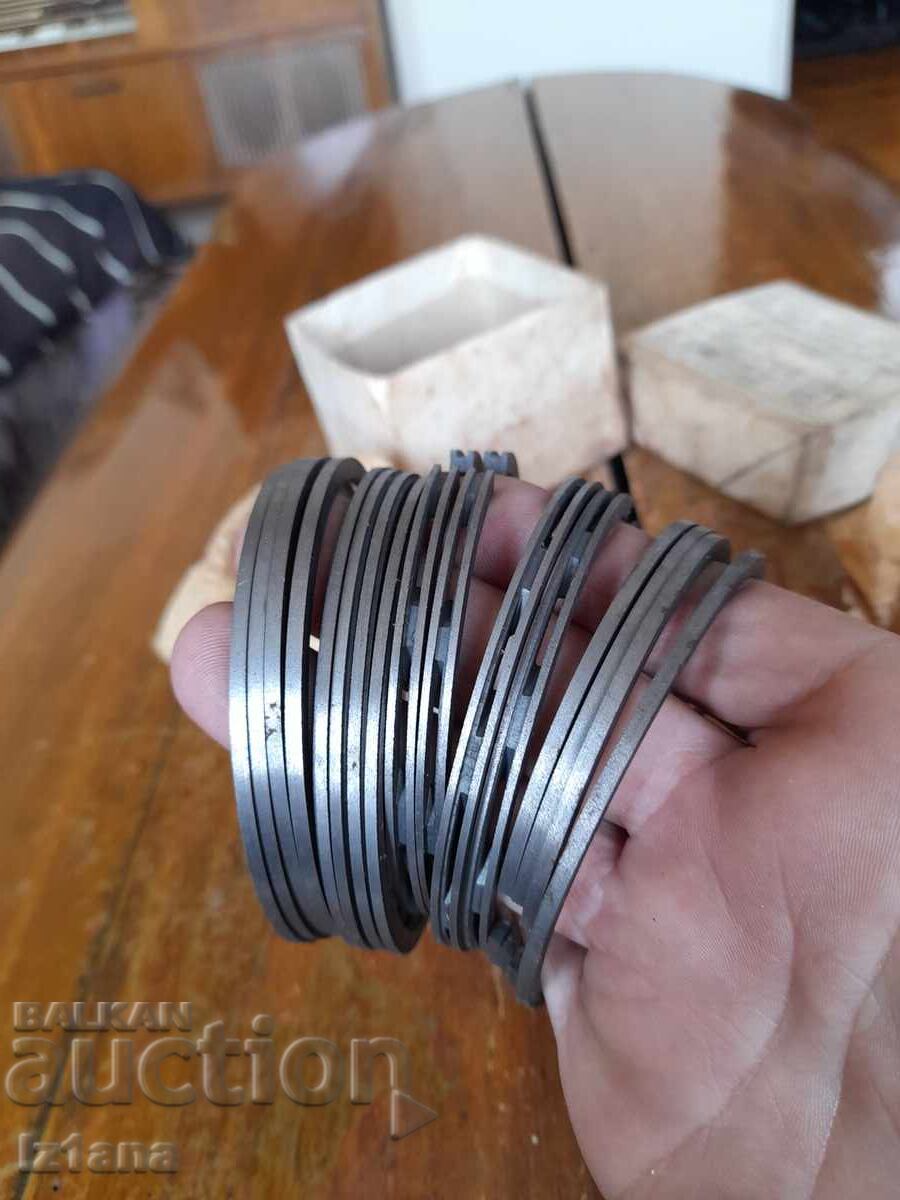 Παράδοση Παλιά ελατήρια εμβόλων Moskvitch 408 Παράδοση Παλιά ελατήρια εμβόλων Moskvitch 408