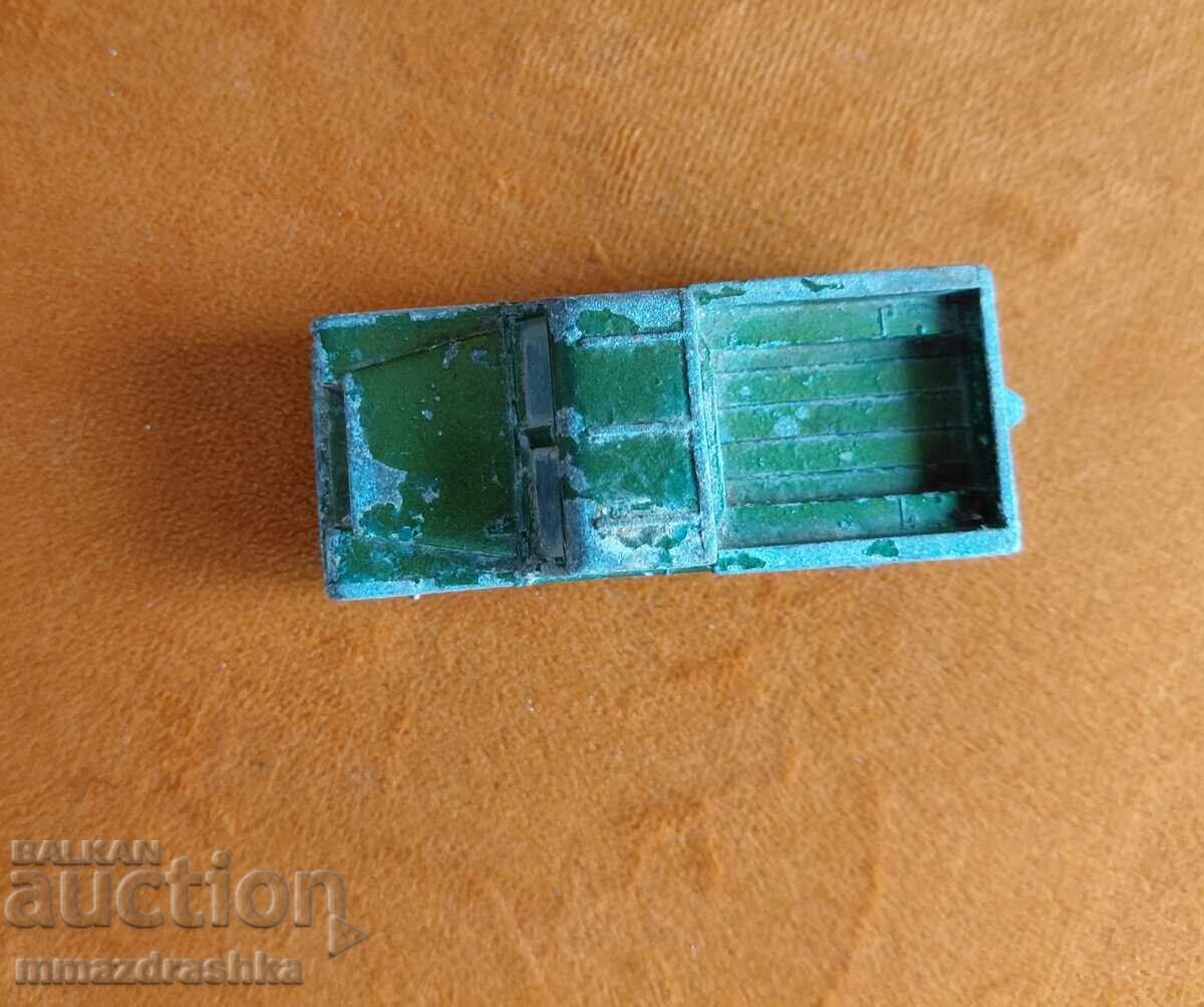 Mașinuță Corgi Juniors Land Rover Marea Britanie cu preț € 0.01 | 0.02 BGN