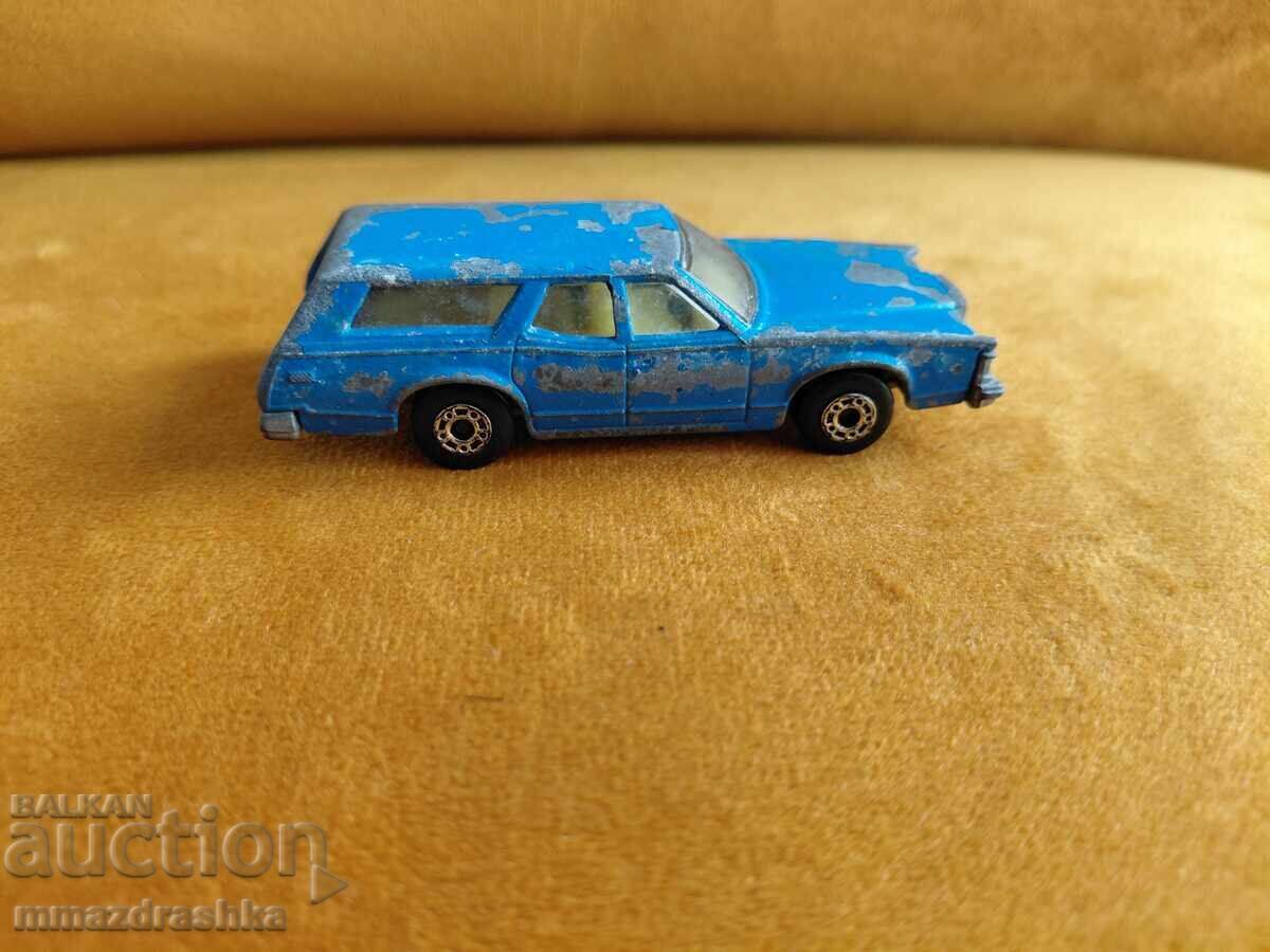 Delivery of Matchbox Superfast No. 74 Cougar Villager Stroller Bulgaria