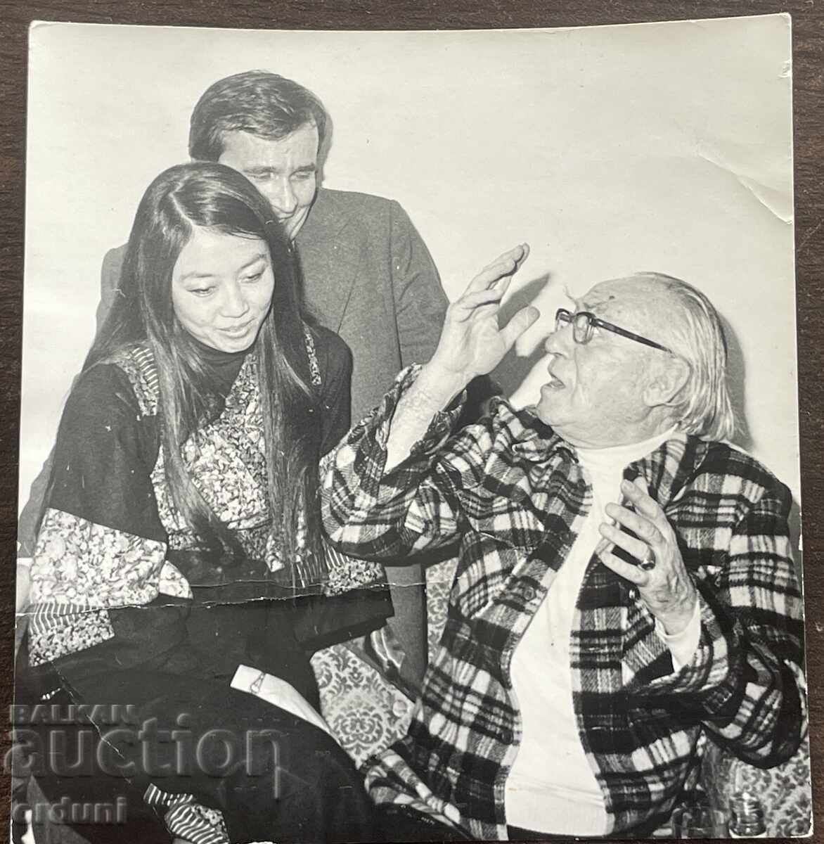 5869 Bulgaria foto Dechko Uzunov Lyubomir Levchev Sun Huai Kui cu preț € 30.00 | 58.68 BGN