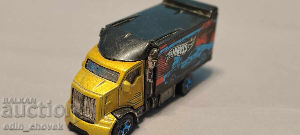 Hotwheels Hiway hauler 2