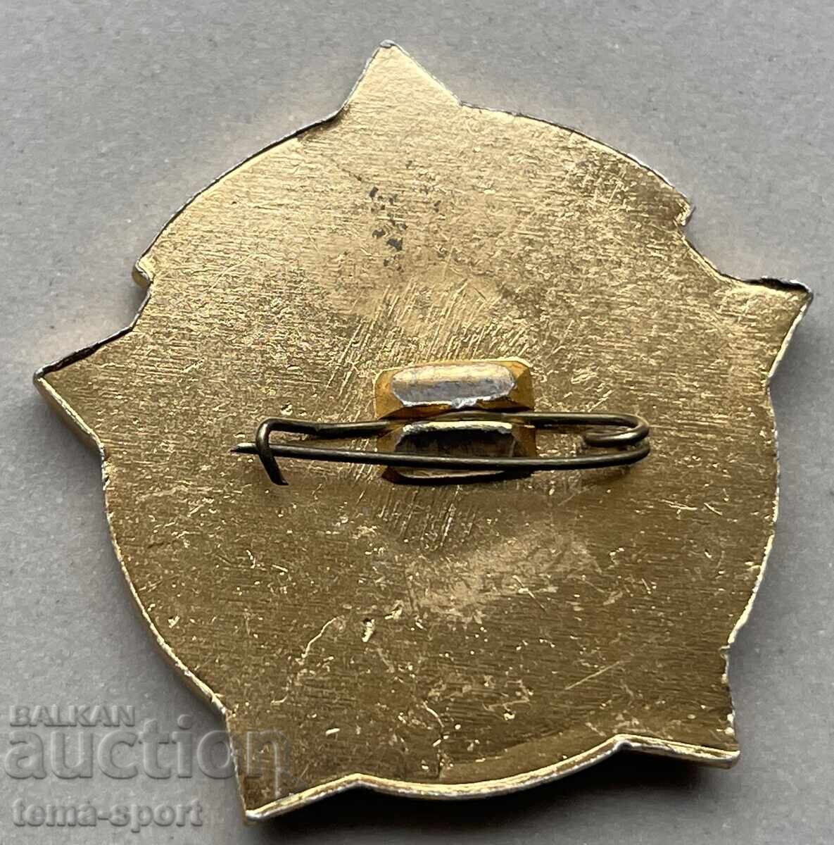 2196 URSS insignă federație pentru sport militar aplicativ cu preț € 2.00 | 3.91 BGN