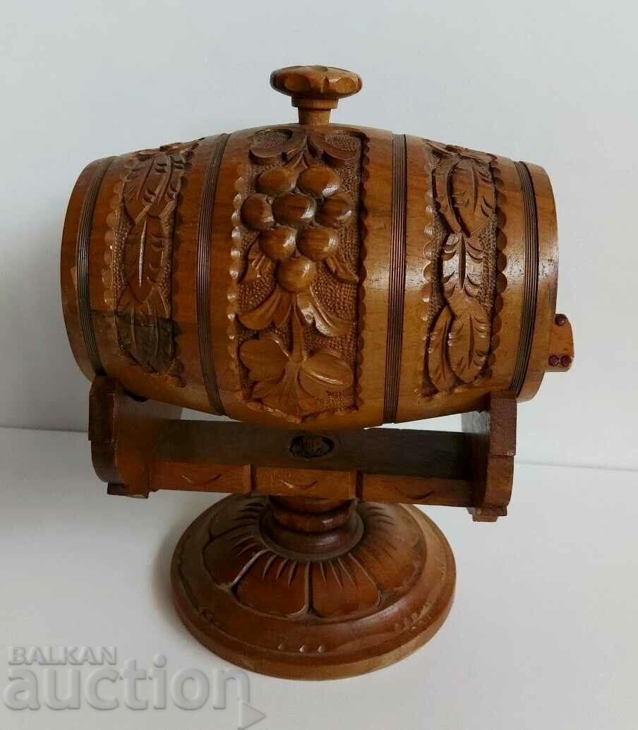 BUTOI DE LEMN VINTAGE PERFECT, CIOPLIT, CU SUPORT - 6 BUTOI DE LEMN VINTAGE PERFECT, CIOPLIT, CU SUPORT - 6