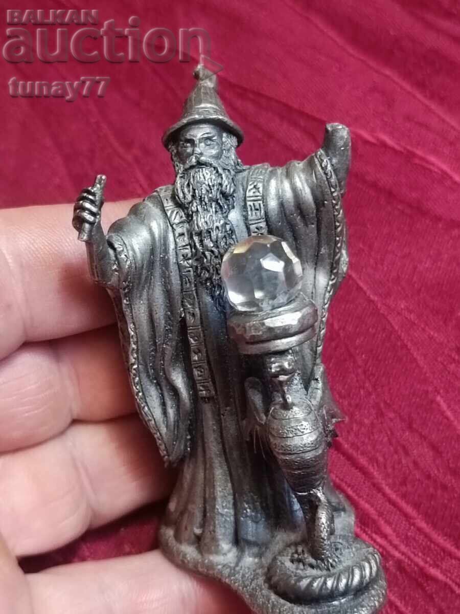 Figurină medalie vintage cu marcaj, destul de grea Figurină medalie vintage cu marcaj, destul de grea