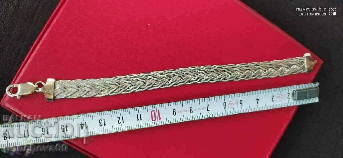 Изящна сребърна модна гривна ITALY с цена 40.00 € Изящна сребърна модна гривна ITALY с цена 40.00 €