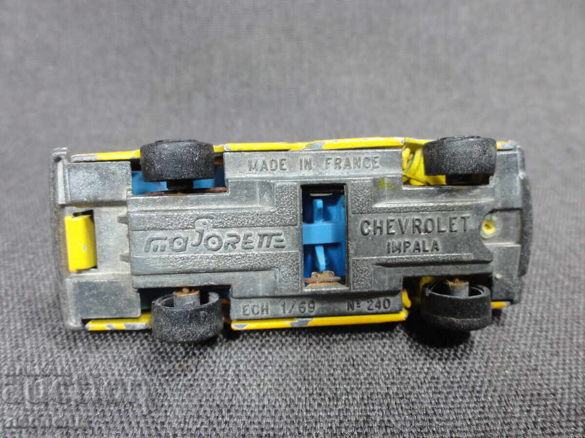 OLD RETRO METAL TOY CAR CHEVROLET IMPALA MAJORETTE FR - 6