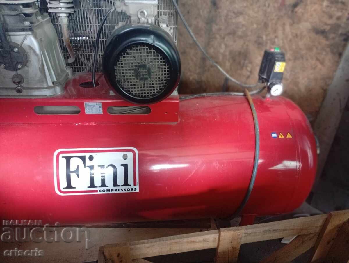 Industrial air compressor Fini BK120-500F-10T with price € 2000.00 | 3911.67 BGN Industrial air compressor Fini BK120-500F-10T with price € 2000.00 | 3911.67 BGN