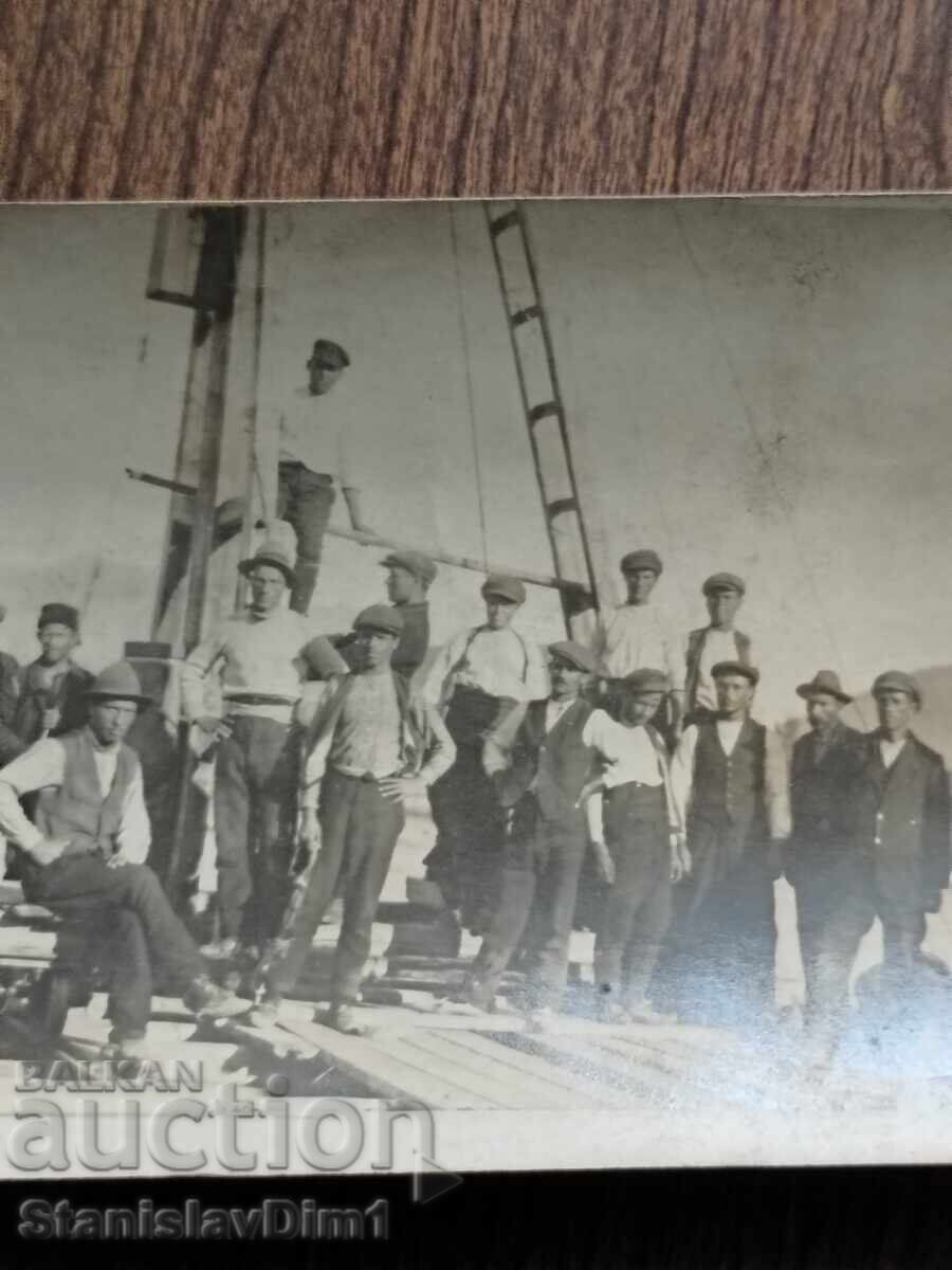 Παλιά φωτογραφία Βασίλειο της Βουλγαρίας - κατασκευή σιδηροδρομικής γέφυρας με τιμή € 3.00 | 5.87 BGN