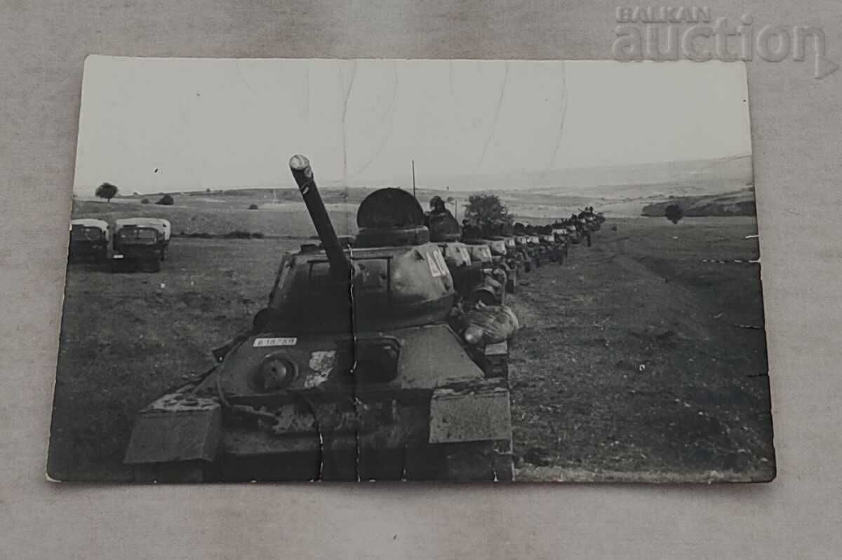 COLOANĂ DE TANCURI HASKOVO U.M. 55 470 FOTOGRAFIE 1968