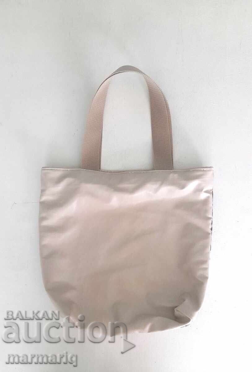 Χειροποίητη τσάντα πουγκί - 40x35εκ με τιμή € 15.00 | 29.34 BGN