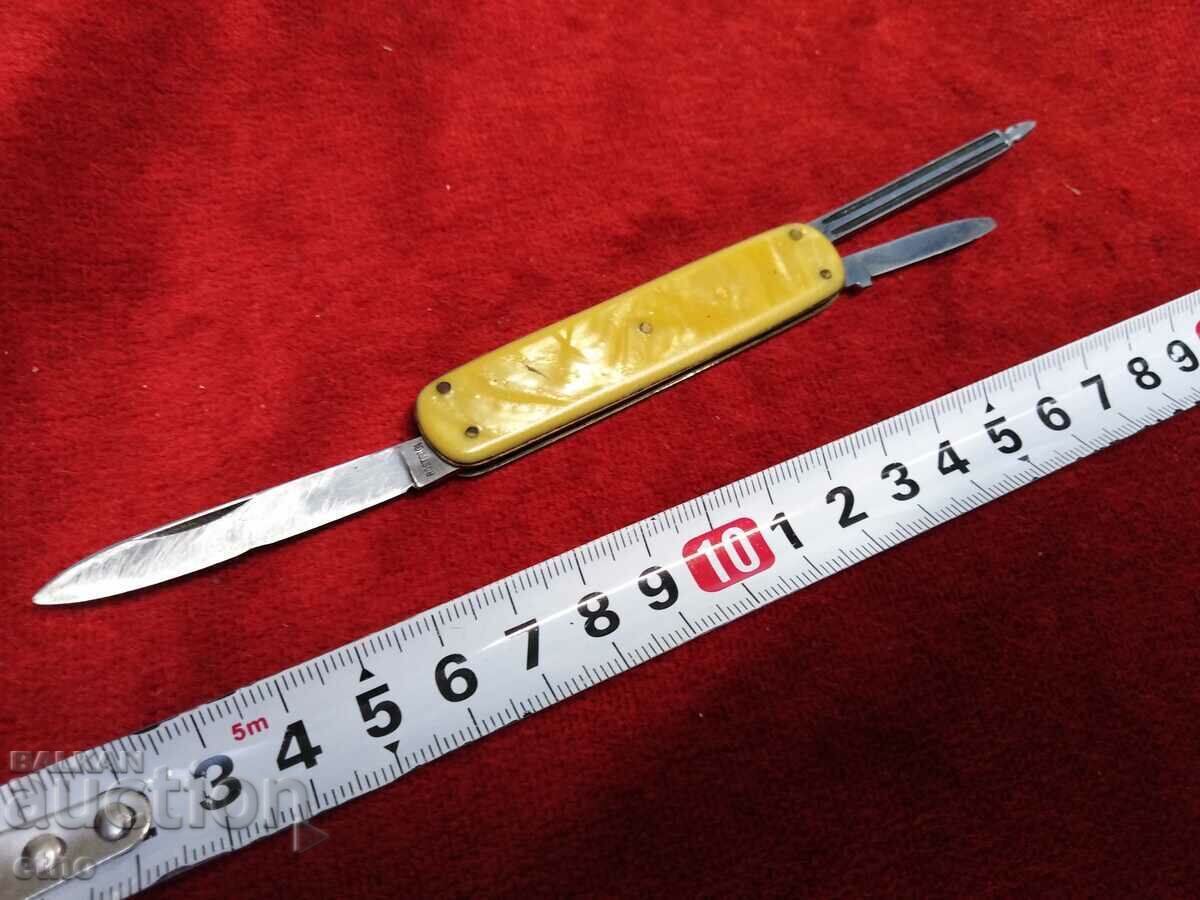 OLD POCKET KNIFE