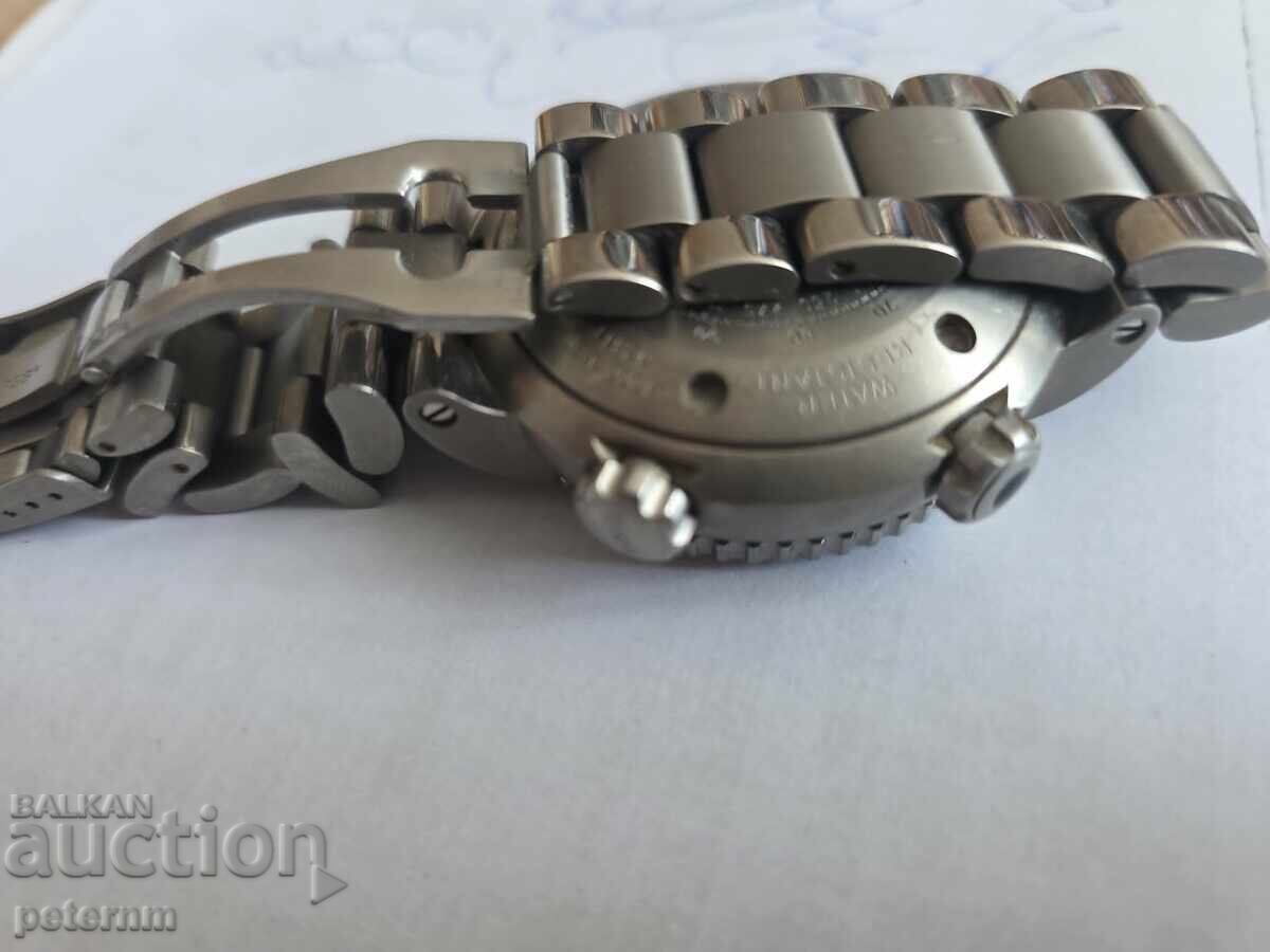 Oris Divers Titan Small Seconds Date - 5