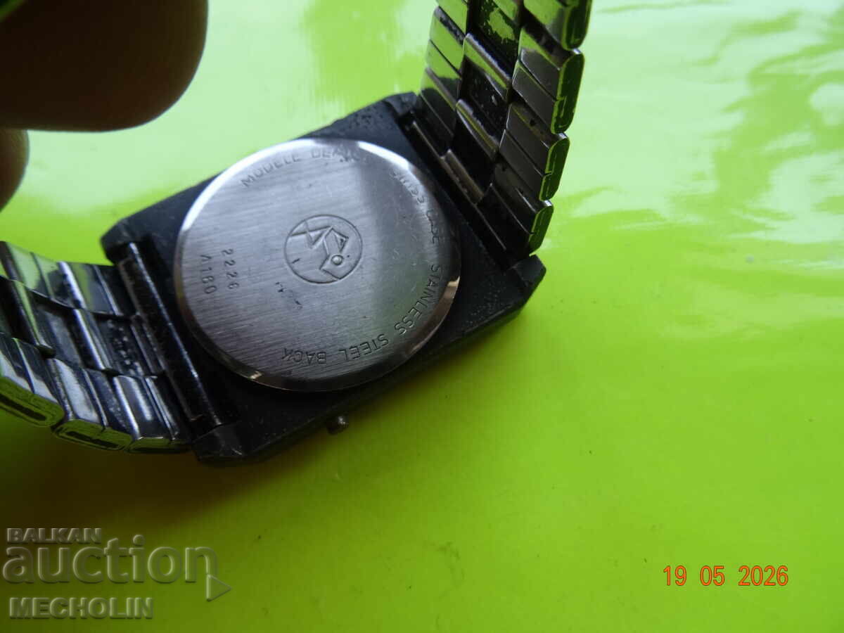 COLLECTIBLE ANKER ELECTRONIC WATCH - 6