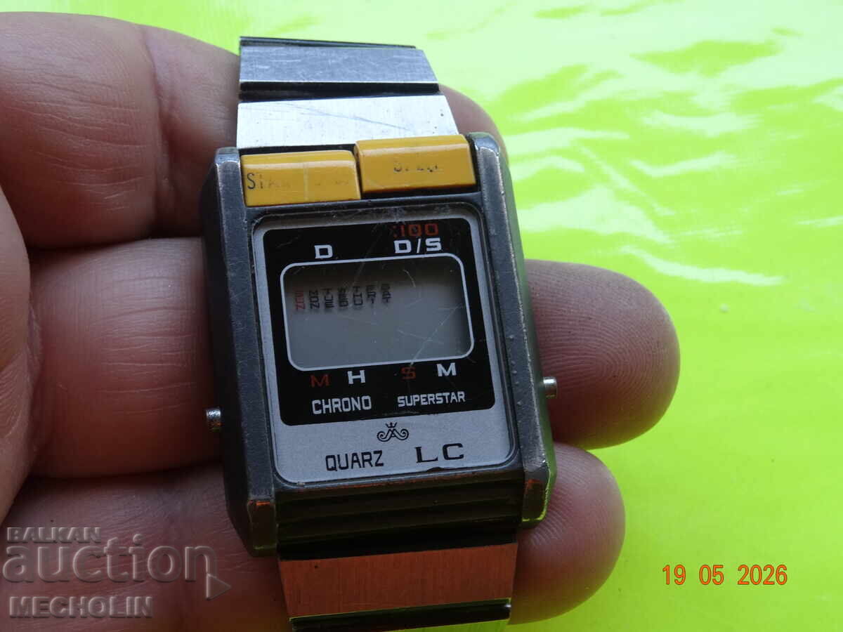 COLLECTIBLE ANKER ELECTRONIC WATCH