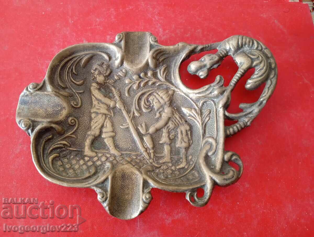 Vintage cigar ashtray