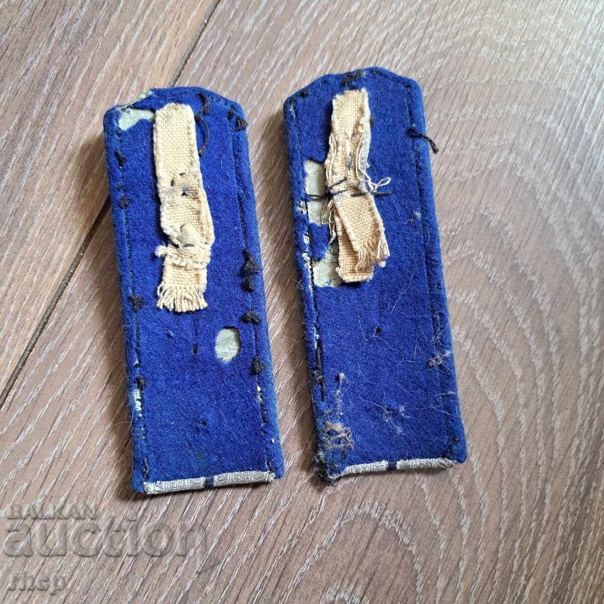 Licitație Epoleti regali ofițer medic M1936 Licitație Epoleti regali ofițer medic M1936