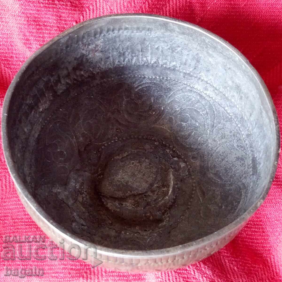 Сачанов възрожденски тас. с цена € 50.00 | 97.79 лв.
