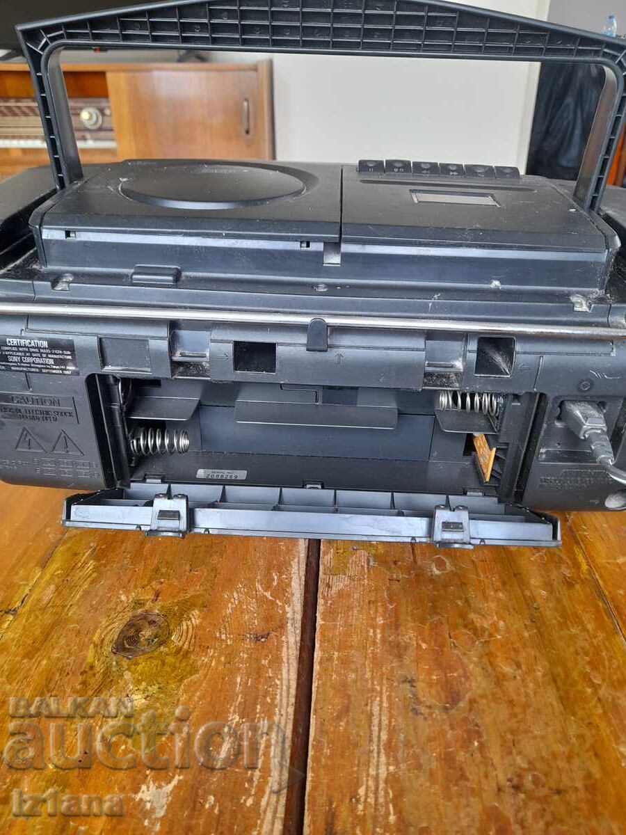 Vintage radio, CD, cassette player Sony CFD-V10 - 5