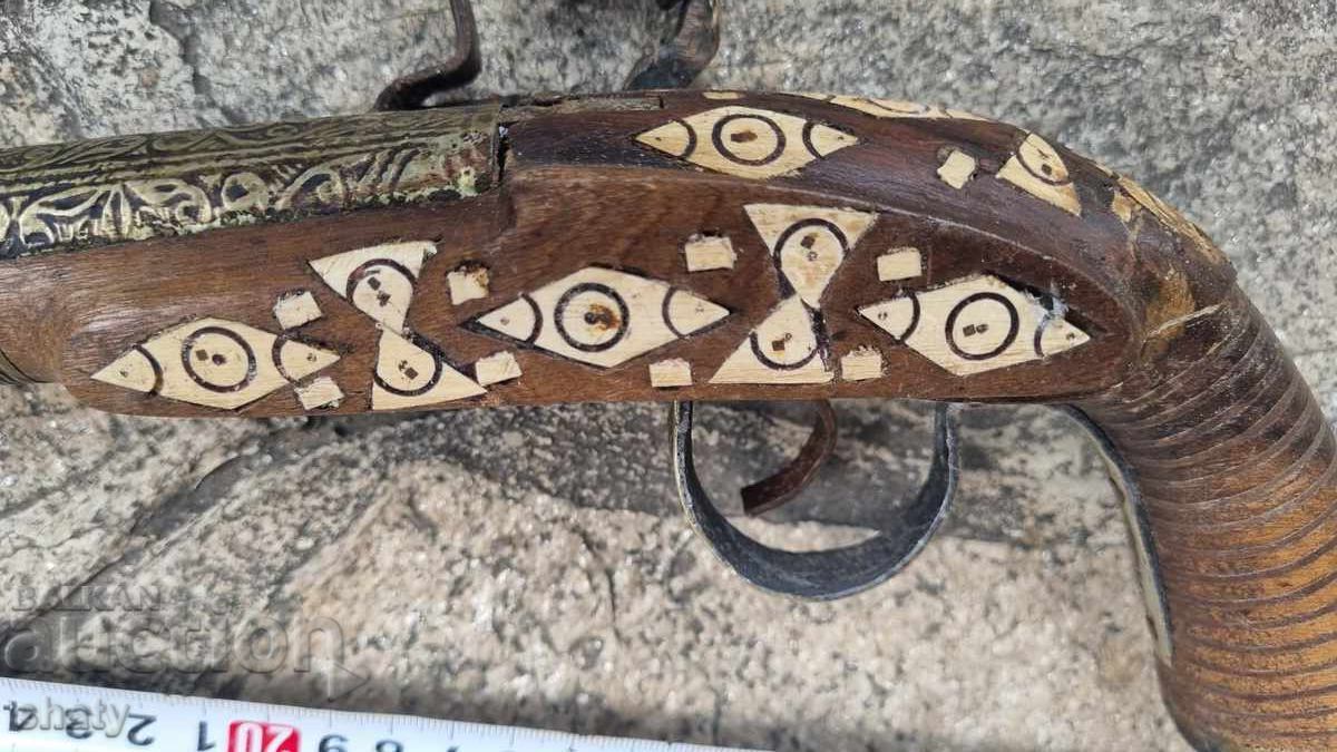 Old flintlock pistol - 7
