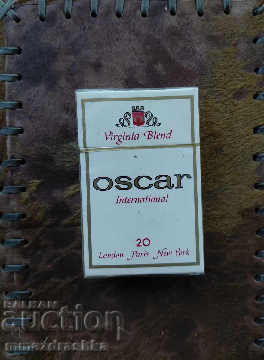 Țigări OSCAR nedeschise pentru colecție