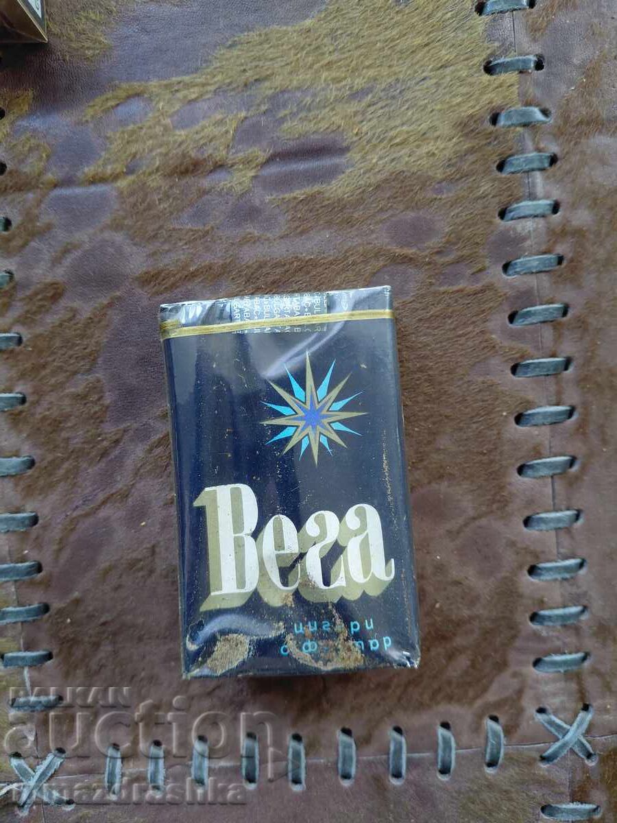 Цигари ВЕГА неотваряни за колекция