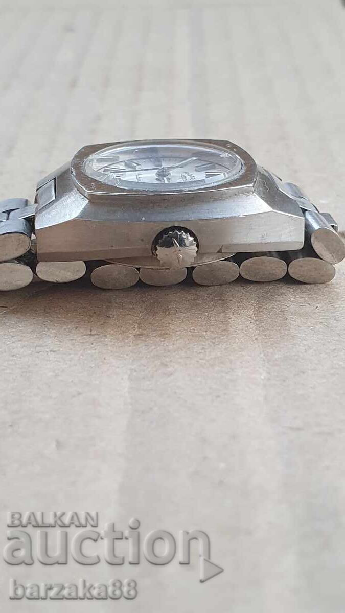 Delivery of Women's Rotary Automatic Self-Winding Watch