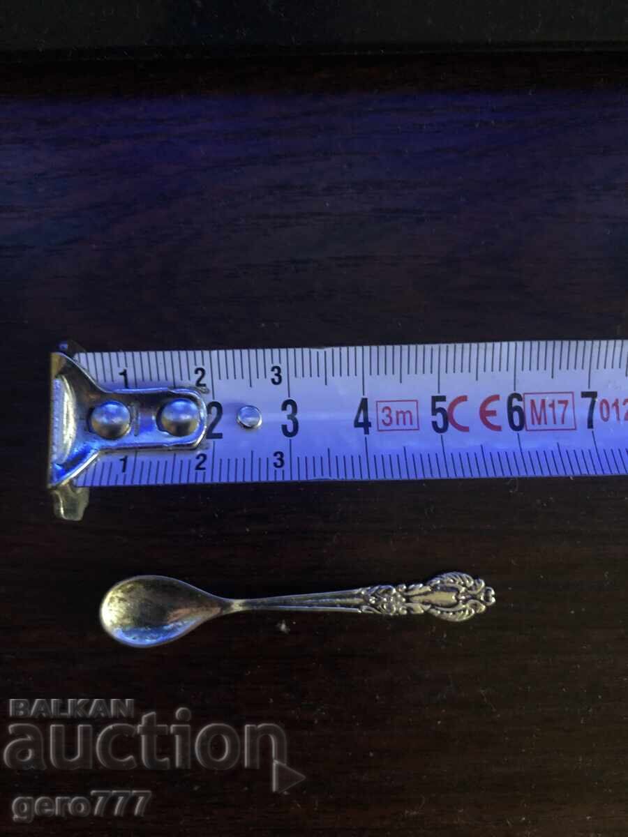 Auction OLD SILVER SPOON .925 FINENESS Auction OLD SILVER SPOON .925 FINENESS