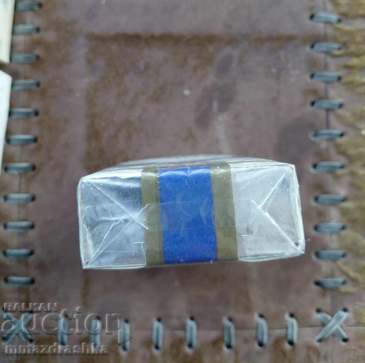 Țigări KENTON nedeschise pentru colecție cu preț € 5.50 | 10.76 BGN