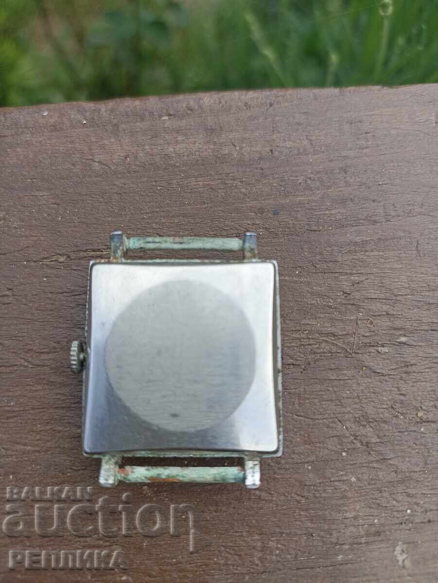 Ceas rusesc vechi de colecție cu preț € 7.00 | 13.69 BGN