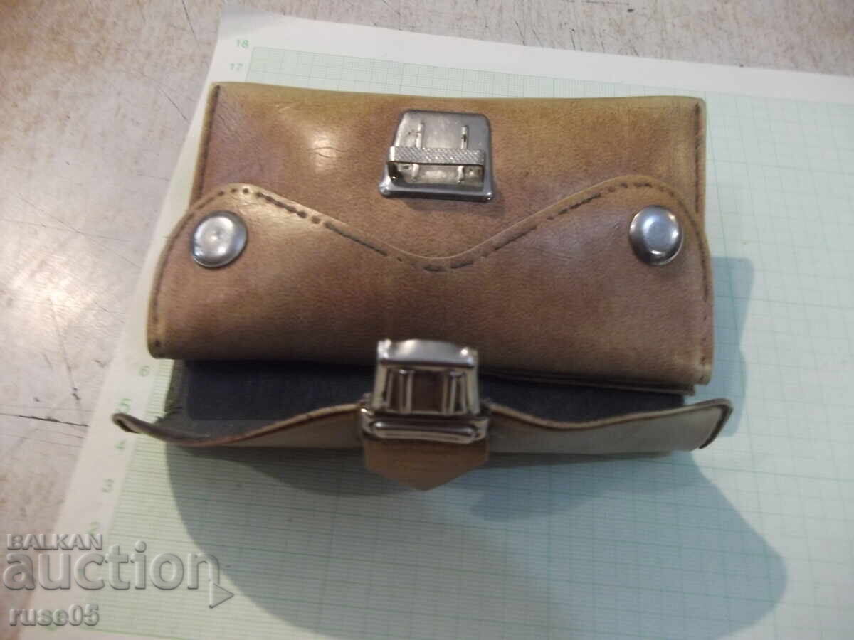 Delivery of Socialist-era wallet