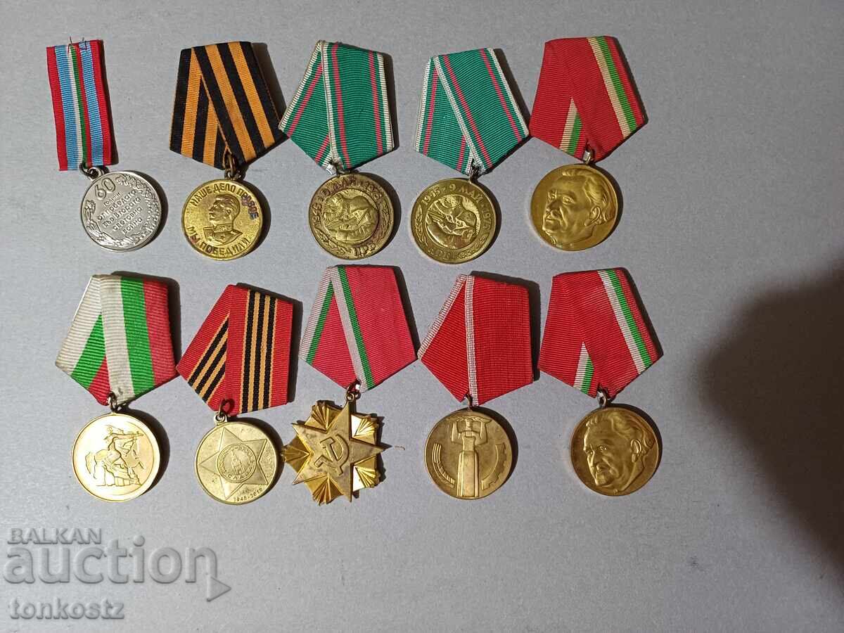 10 pcs. Medals