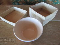 NEW VINTAGE SOCIALIST ERA CERAMIC NUT BOWL