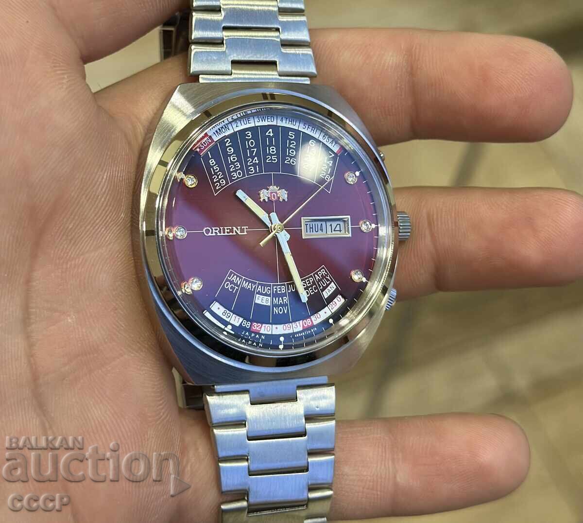 Перфектен Orient Calendar с цена € 110.00 | 215.14 лв.