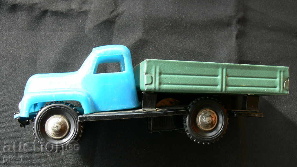 Camion metalic vechi mare "ZIL"