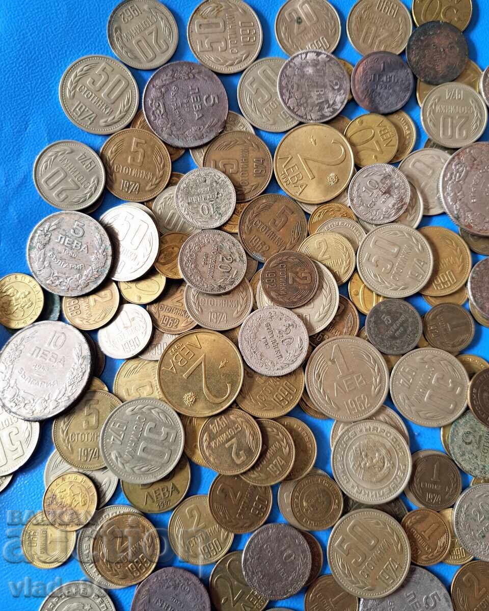 Licitație Lot mare de monede bulgărești vechi, regale și din perioada socialistă