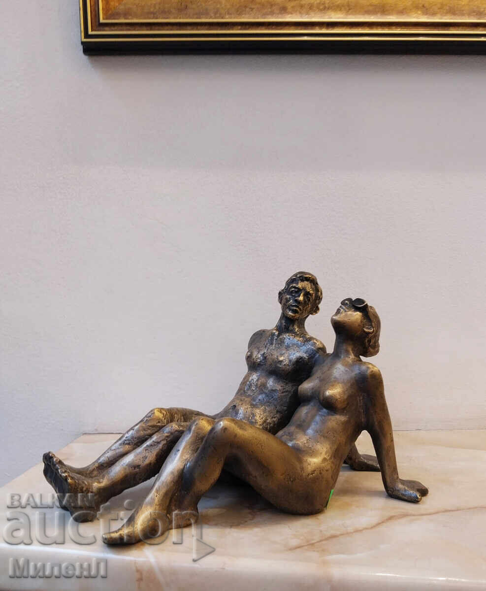 Sculptură Nudiști pe plajă cu preț € 550.00 | 1075.71 BGN