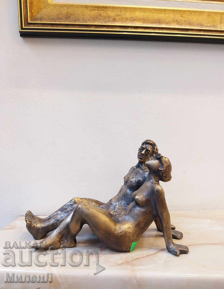 Livrarea Sculptură Nudiști pe plajă