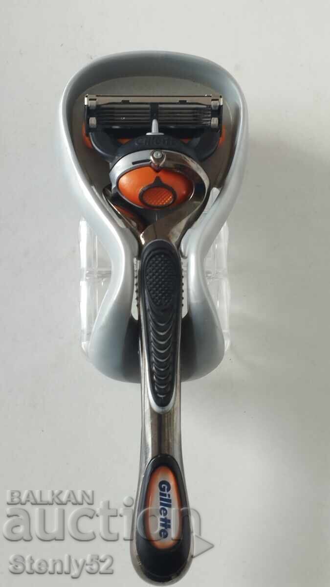 Aparat de ras Gillette Fusion