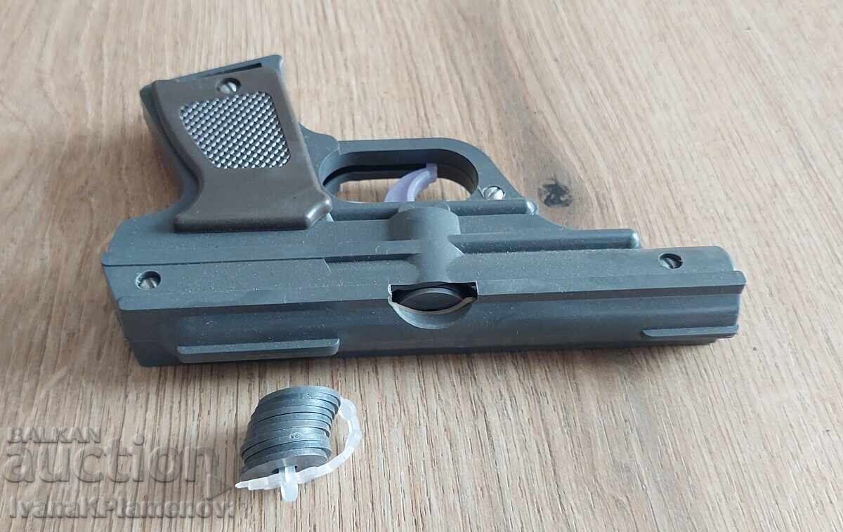 Pistol jucărie nou, cu cutia originală din perioada socialistă, pentru colecționari - 5
