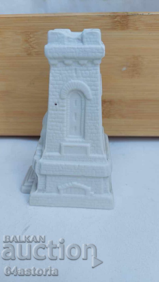 Șipka, figurină din porțelan, porțelan biscuit, regală cu preț € 49.00 | 95.84 BGN