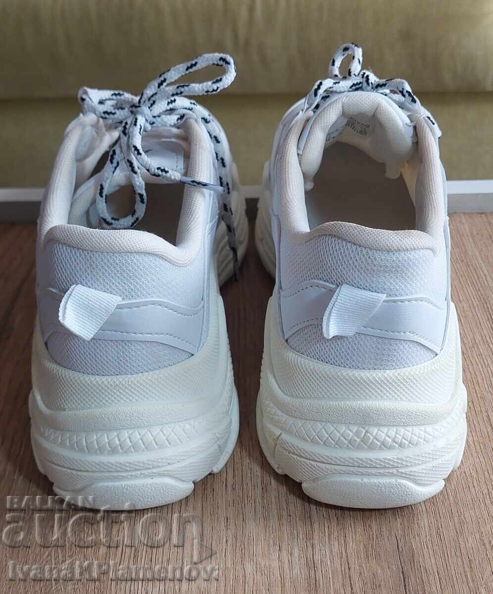 Γυναικεία αθλητικά παπούτσια BALENCIAGA νούμερο 39 σε άριστη κατάσταση - 5